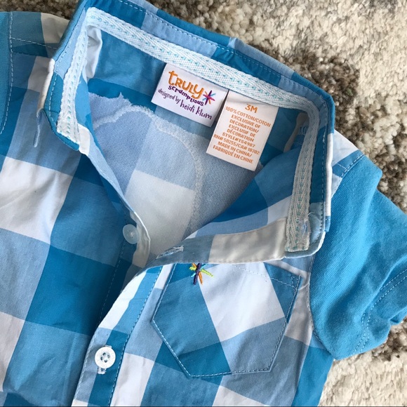 Truly Scrumptious boy 0-3 blue plaid summer romper - Picture 3 of 3